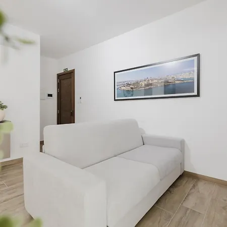 Seabreeze Flat 4 By Homely Malta! Apartment