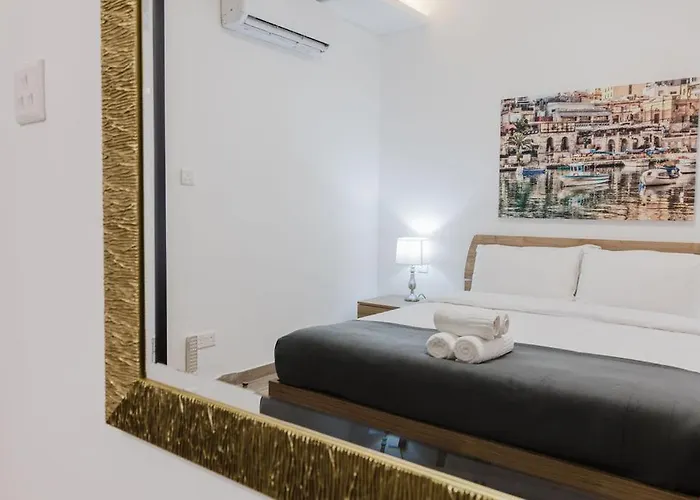 Seabreeze Flat 4 By Homely Malta!