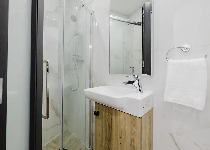 Seabreeze Flat 4 By Homely Malta! Lägenhet St. Paul's Bay