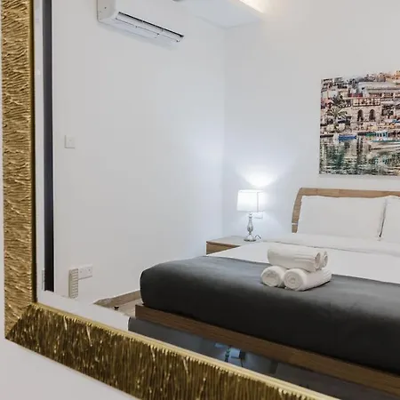 Seabreeze Flat 4 By Homely Malta!